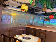 -乡土黄·鲜牛肉火锅·小龙虾(兴业街店)