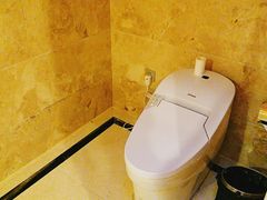 -铂逸梦秦酒店(横店梦幻谷店)