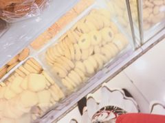 -红房子西点(汇联商厦天钥桥路店)