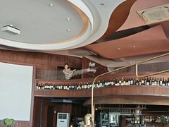 -MONICH牛排融合餐厅(和义大道购物中心店)