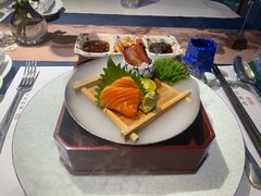 -雲上錢屋·地标景观(上海中心店)