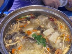 -千岛蚝高压锅生蚝·人参火锅(白云万达店)