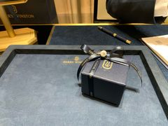 -Harry Winston 海瑞温斯顿