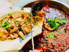 -余家庄肥肠鱼地方汤锅(银杏大道店)