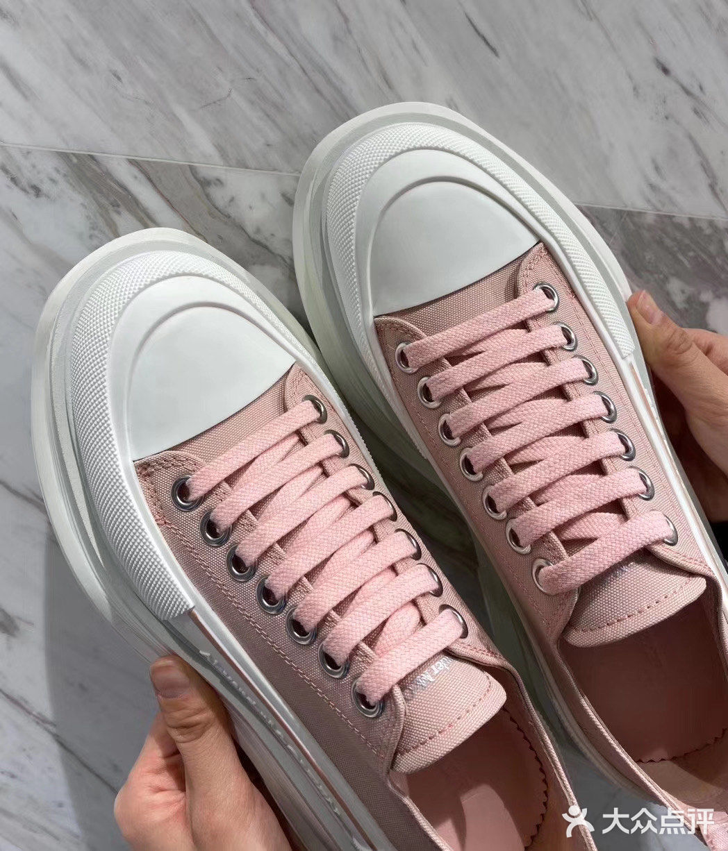 麦昆鞋子 必入款