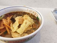 -弘束束柳州深巷螺蛳粉(珠江路店)