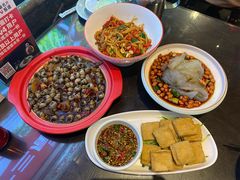 -阿财老铺·老蚌埠龙虾城(华夏总店)