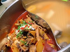 -左庭右院鲜牛肉火锅(浦江欢乐颂店)