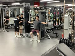 -耀恒健身(南浦地铁店)