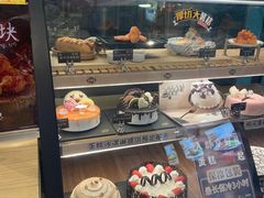 面包甜点陈列柜-DQ·蛋糕·冰淇淋(印象城店)