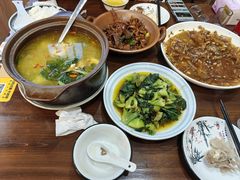 -李东农庄(中南百草园地标店)