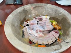 -姚记抚仙湖石锅鱼庄