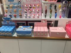 -泡泡玛特POPMART(蓝色港湾店)