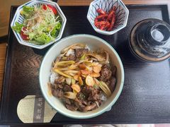 -炼火烤肉店