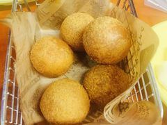 -BHC炸鸡(明洞总店)