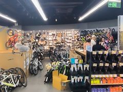 -迪卡侬(西三旗店)