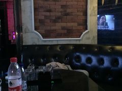 包房-麦度量贩式KTV(中联广场店)