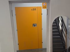 -安东易迷你自助仓储寄存仓库(顾戴路店)