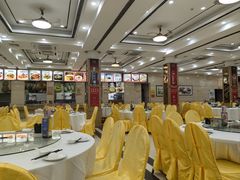 -口衣记鸡饭店