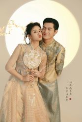-喜爱高定婚纱摄影