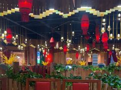 -老滇山寨•云南特色菜•地方菜•民族风情歌舞表演(金碧店)