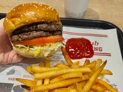 -The Habit Burger Grill 哈比特汉堡(爱琴海店)