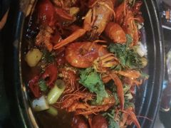-何师烧烤Pro ·江湖川菜·小龙虾·精酿(太古里旗舰店)