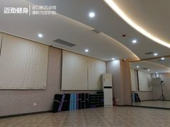 -迈劲健身专业私教(朝青汇店)