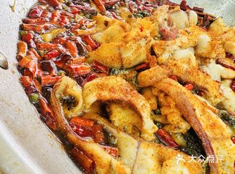 「国奥现代城」 东区附近，小四川旁边的椒盐水煮鱼
