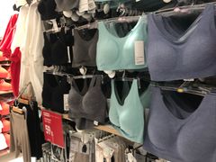 -优衣库(上海正大广场店)