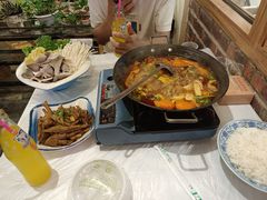 -霄汉牛三鲜湖北砂锅菜(万松园2店)