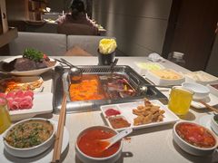 -海底捞火锅鲜切牛肉主题店(长寿路店)