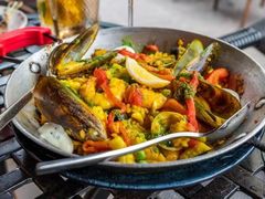 -BROWNSTONE布朗石西班牙餐厅(富城店)