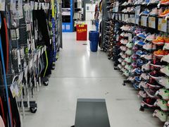 -迪卡侬(蓬江万达店)