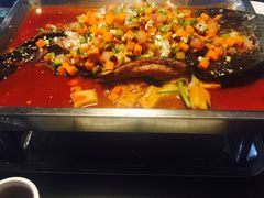 -鸣记脆皮烤鱼·海鲜烤鱼(三八广场店)