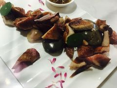 滚石炭烤肉-蕃茄述·好汤自然来(江汉路店)