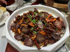 -蔼若春.传承三十年云南菜(金碧公园店)