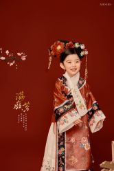 -小熊维尼高端儿童摄影(南山店)