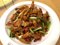 -香巴拉云南餐厅(华莱坞店)