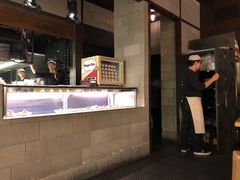 -晶华冠军牛肉面坊