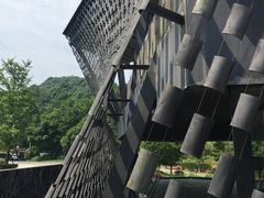 -知美术馆