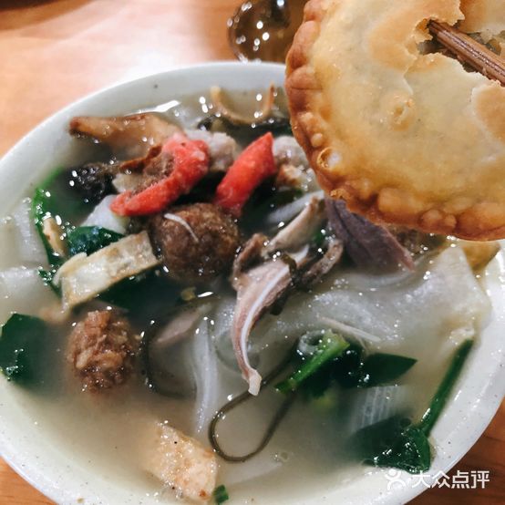 睿卉晟三鲜馆(人民西路店)