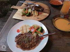 -SISTERS BAR RESTAURANT川意酒馆(嘉善老市H楼店)