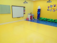 -爱贝英语新乡新都汇中心