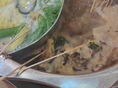 -袁记串串香(泉水轻轨站店)