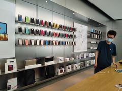 -Apple零售店(华贸购物中心店)