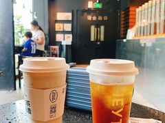 纯金凤茶王-喜茶(深圳万象城黑金店)