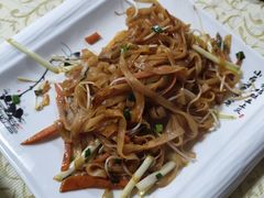 三丝炒河粉-一茶一点(海景店)