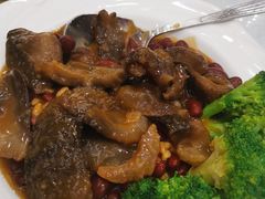 红腰豆烩海参例-顺德佬华侨城店·商务宴请·团建