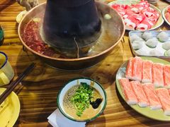 -东镇老火锅(长春路首店)